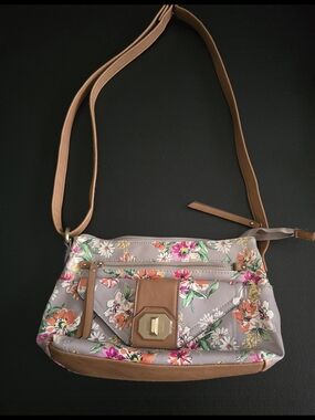 Floral Crossbody Shoulder Bag in Mauve with Tan Trim